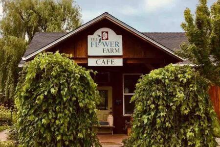 Country Charmer Single Story Cottage Pet Friendly Loomis Εξωτερικό φωτογραφία